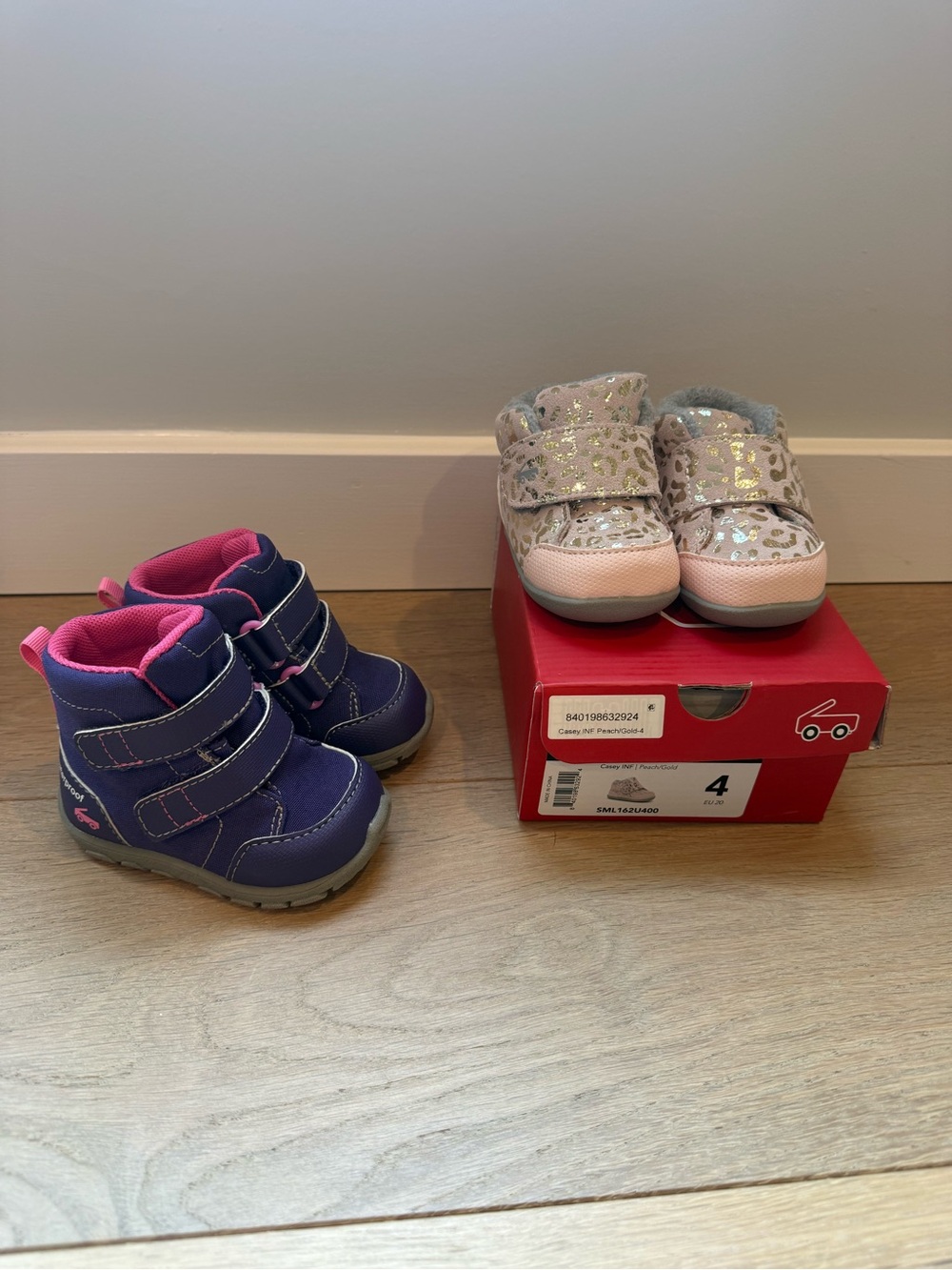 See Kai Run Toddler Boots - Size 4